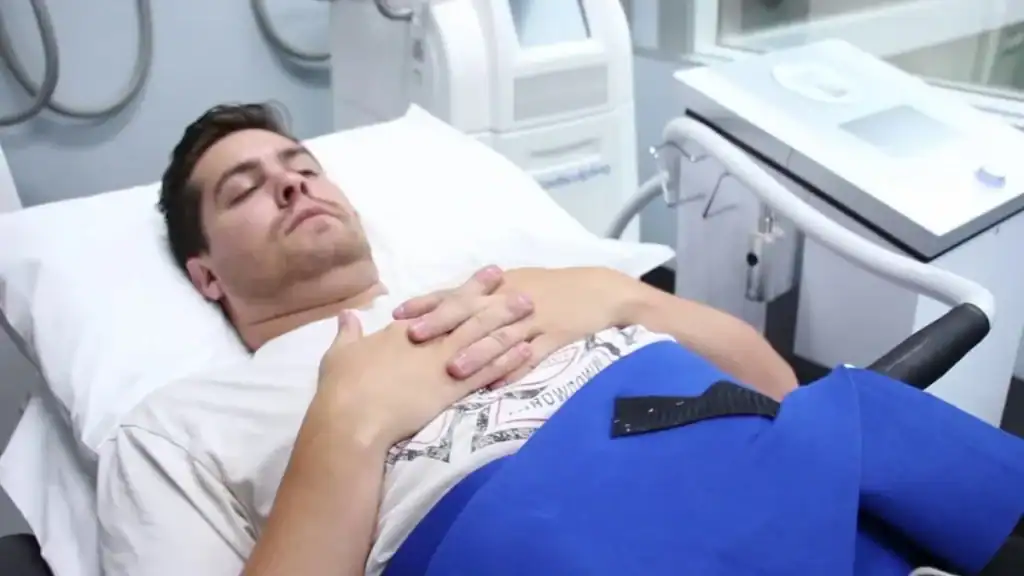 Transforming Bodies: Celebrity Success Stories and the Truth Behind Body Contouring 2 Image of male having body contouring Felixstowe treatment
